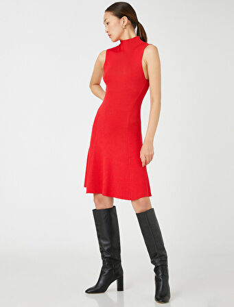 Kolsuz Kısa Triko Elbise Balıkçı Yaka