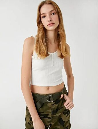 Kadın Giyim Crop Atlet U Yaka Önü Düğmeli Fitilli 3SAL30011IK Kırık Beyaz