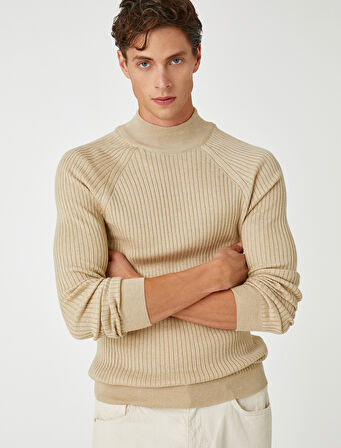 Basic Triko Kazak Yarım Balıkçı Yaka