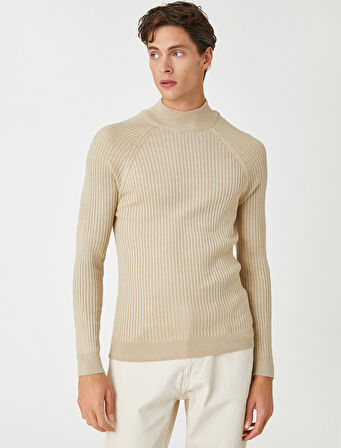 Basic Triko Kazak Yarım Balıkçı Yaka