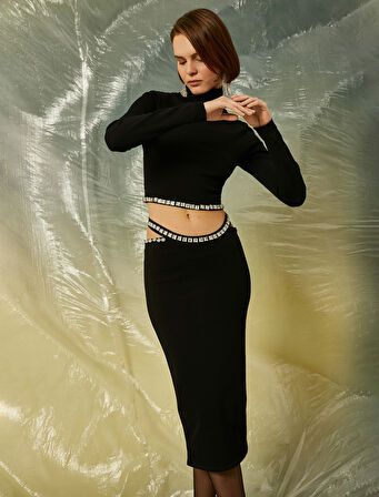 Beli Taşlı Crop Boğazlı Kazak