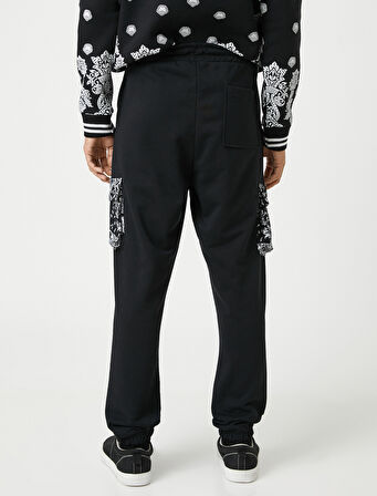 Jogger Eşofman Altı Çiçek Desenli Kargo Cepli Beli Bağcıklı