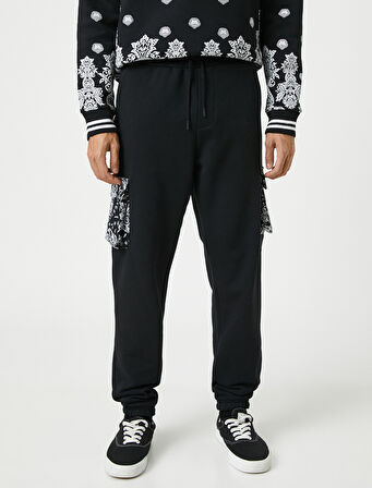 Jogger Eşofman Altı Çiçek Desenli Kargo Cepli Beli Bağcıklı