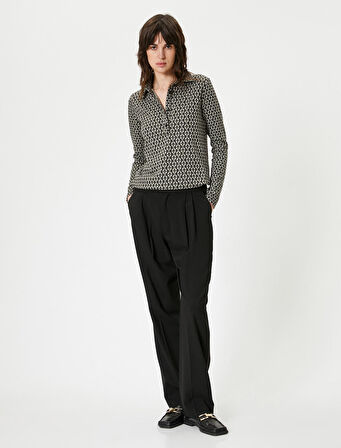 Melis Ağazat X Koton - Düğmeli Polo Yaka Uzun Kollu Tişört