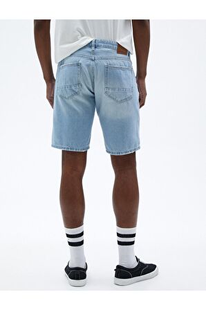 Yırtık Kot Şort Cep Detaylı Düğmeli