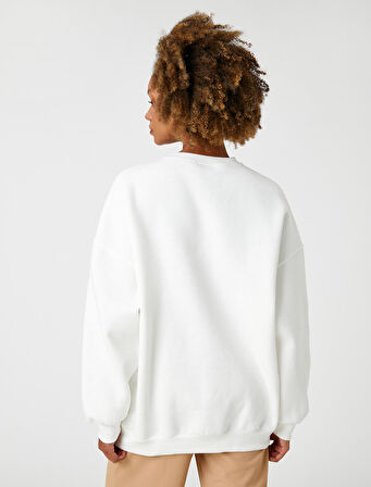 Bisiklet Yaka Sweatshirt Oversize Slogan İşlemeli Uzun Kollu