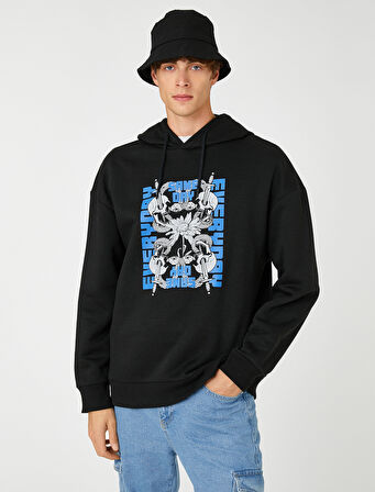 Kapşonlu Oversize Sweatshirt Şardonlu Kuru Kafa Baskılı