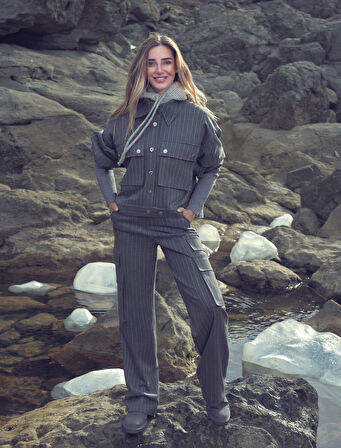 Koton X Şahika Ercümen - Cepli Çıtçıtlı Gömlek Yaka Ceket