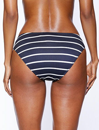Brazilian Bikini Altı Dokulu