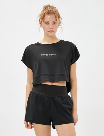 Crop Spor Tişört Asimetrik Kesim Baskılı