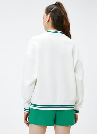 Koton Bisiklet Yaka Baskılı Ekru Kadın Sweatshırt 4WAL10018IK