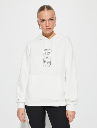 Kapüşonlu Sweatshirt Nakışlı Kanguru Cepli Uzun Kollu