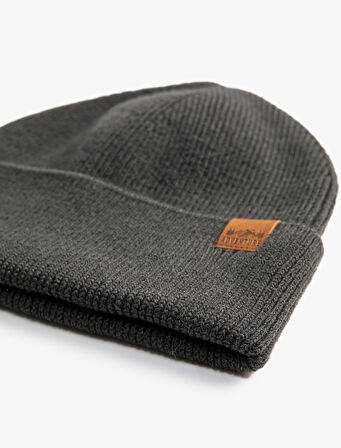 Basic Örgü Bere Katlamalı Etiket Detaylı