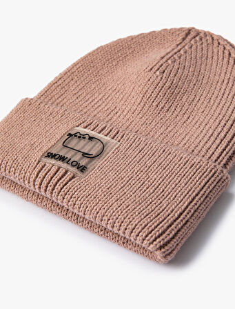 Bere Örgü Ribanalı Sloganlı Etiket Detaylı