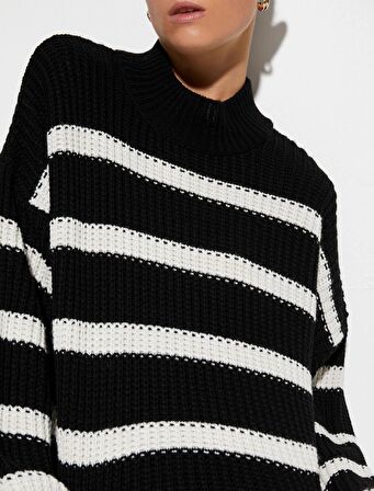 Koton Kadın Örgü Kazak Yarım Balıkçı Yaka Kaşmir Dokulu 4WAK90015HT