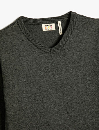 Basic Kazak V Yaka Uzun Kollu Pamuklu