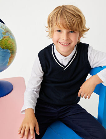 Süveter V Yaka Çizgi Detaylı