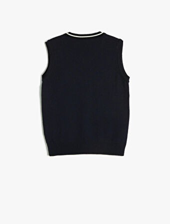 Süveter V Yaka Çizgi Detaylı