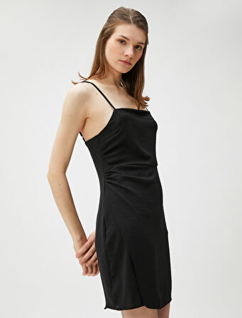 Askılı Mini Elbise Kare Yaka