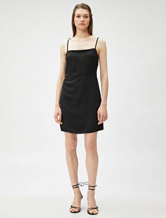 Askılı Mini Elbise Kare Yaka