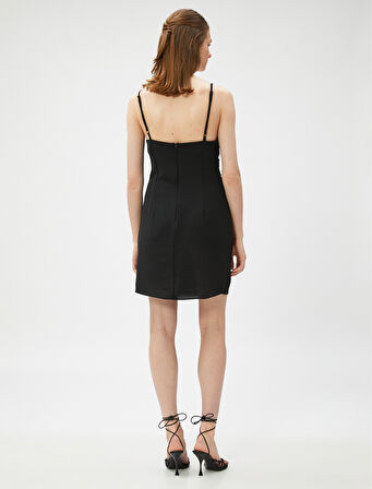 Askılı Mini Elbise Kare Yaka