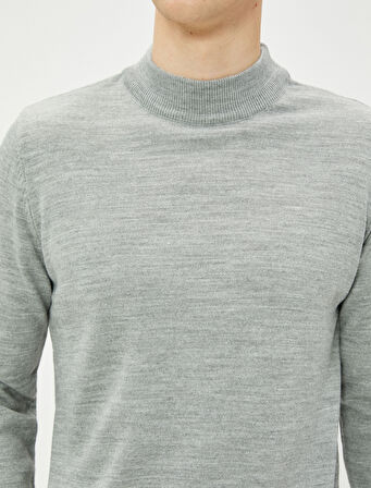 Akrilik Triko Kazak Yarım Balıkçı Yaka