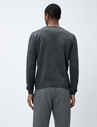 Basic Kazak Bisiklet Yaka Slim Fit Uzun Kollu Dokulu