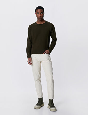 Basic Triko Kazak Dokulu Yuvarlak Yaka Dar Kesim