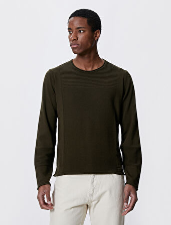 Basic Triko Kazak Dokulu Yuvarlak Yaka Dar Kesim