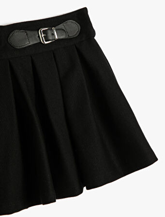 Etek Pileli Toka Detaylı Pamuklu 