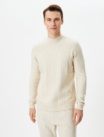 Yarım Balıkçı Yaka Kazak Triko Slim Fit Örgü Dokulu