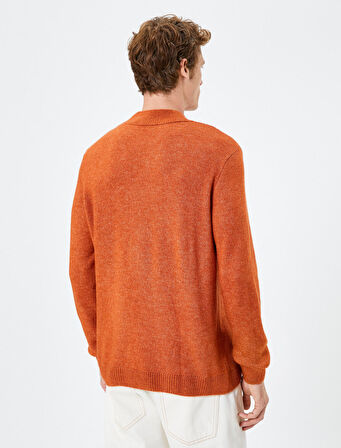 Basic Triko Kazak Yarım Balıkçı Yaka Dar Kesim