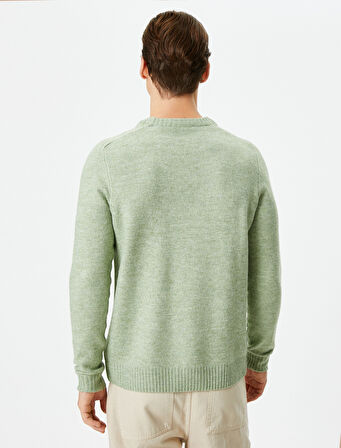 Triko Kazak Basic Bisiklet Yaka Slim Fit Dokulu