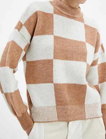 Koton Kadın Boğazlı Kazak Kareli Yumuşak Dokulu Uzun Kollu 4WAL90069HT