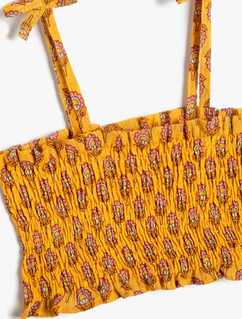 Crop Bluz Askılı Çiçekli Gipe Detaylı Pamuklu