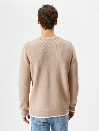 Basic Triko Kazak Kumaş Detaylı Bisiklet Yaka