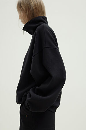 Siyah Low Oversize Sweatshirt