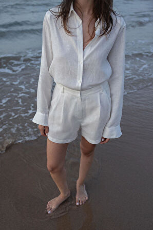 Beyaz %100 Keten Nora Pileli Şort