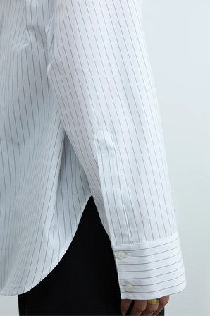 Beyaz Çizgili Page Oversize Gömlek