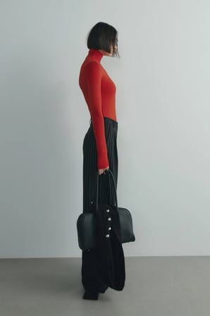 Kırmızı Boğazlı Tensel Body