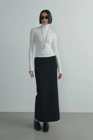 Ekru Boğazlı Tensel Body