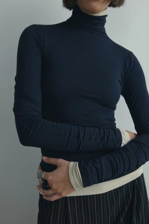 Lacivert Boğazlı Tensel Body