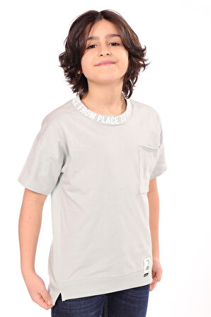 Toontoy Erkek Çocuk Yaka Baskılı Göğsü Cepli Tişört