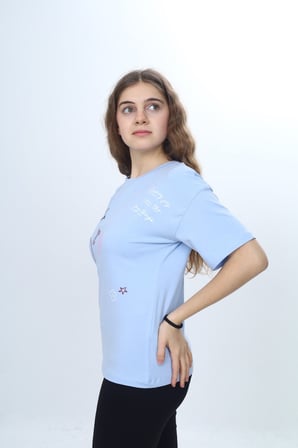 Toontoy Kız Çocuk Bisiklet Yaka Düşük Omuz Kısa Kollu Kalp Nakışlı Baskılı Tişört  24969