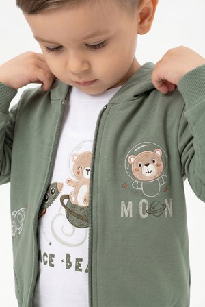 Toontoy Erkek Çocuk 3'lü Eşofman Takımı Uzun Kollu Bisiklet Yaka Nakışlı T-shirt - Kapüşonlu Fermuarlı Hırka- Beli Paçası Lastikli Eşofman Altı 25045