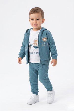 Toontoy Erkek Çocuk 3'lü Eşofman Takımı Uzun Kollu Bisiklet Yaka Nakışlı T-shirt - Kapüşonlu Fermuarlı Hırka- Beli Paçası Lastikli Eşofman Altı 25045
