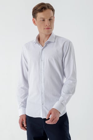  Erkek Beyaz Trend Çizgili Panolu İtalyan Yaka Slim Fit Gömlek