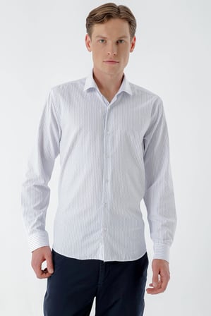  Erkek Beyaz Trend Çizgili Panolu İtalyan Yaka Slim Fit Gömlek