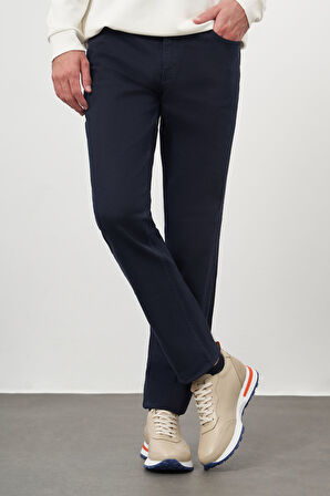  Erkek Lacivert Mevsimlik Pamuk 5 Cep Dynamic Fit Jean Pantolon