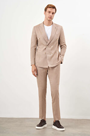  Erkek Kremrengi Keten Trend Kruvaze Slim Fit Sivri Yaka Takım Elbise
